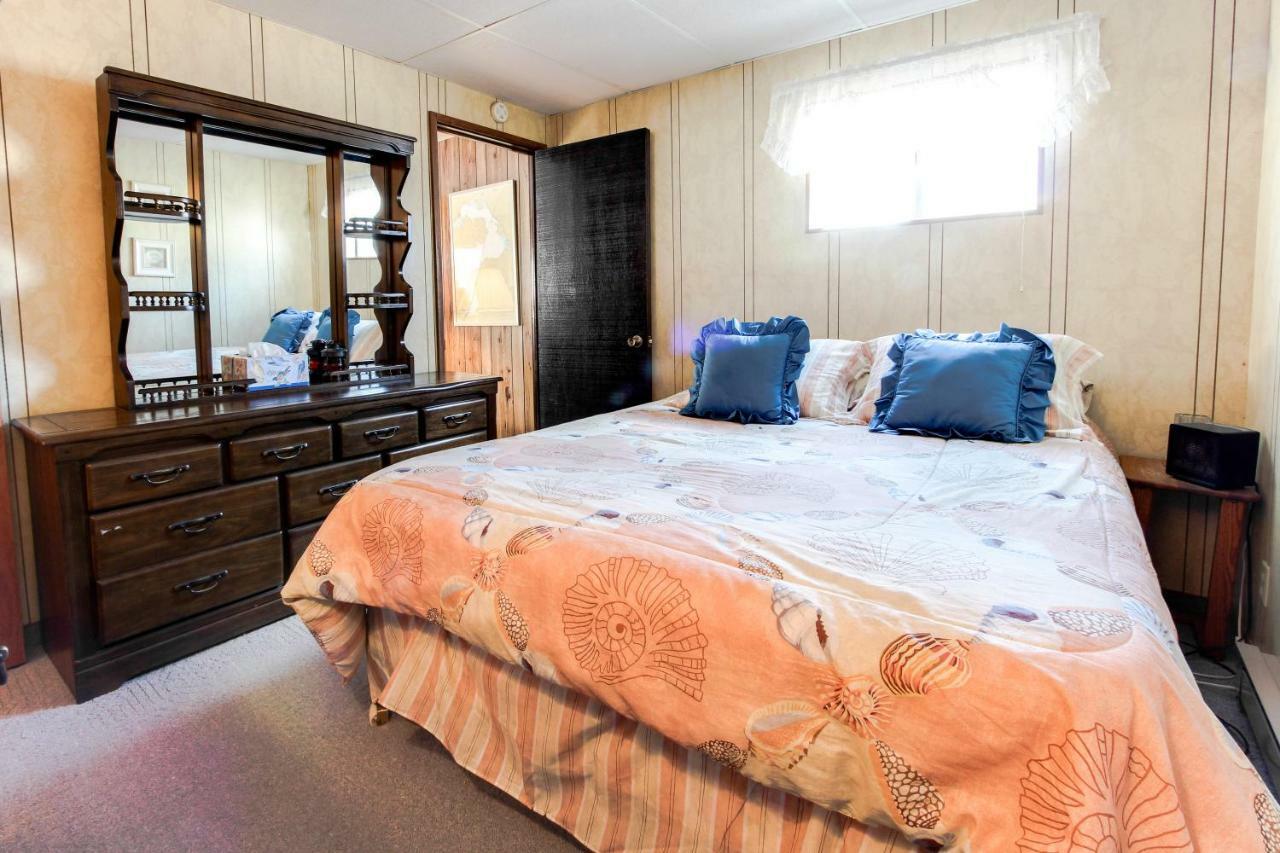 Scenic Bay Float Home Hideaway Athol Buitenkant foto